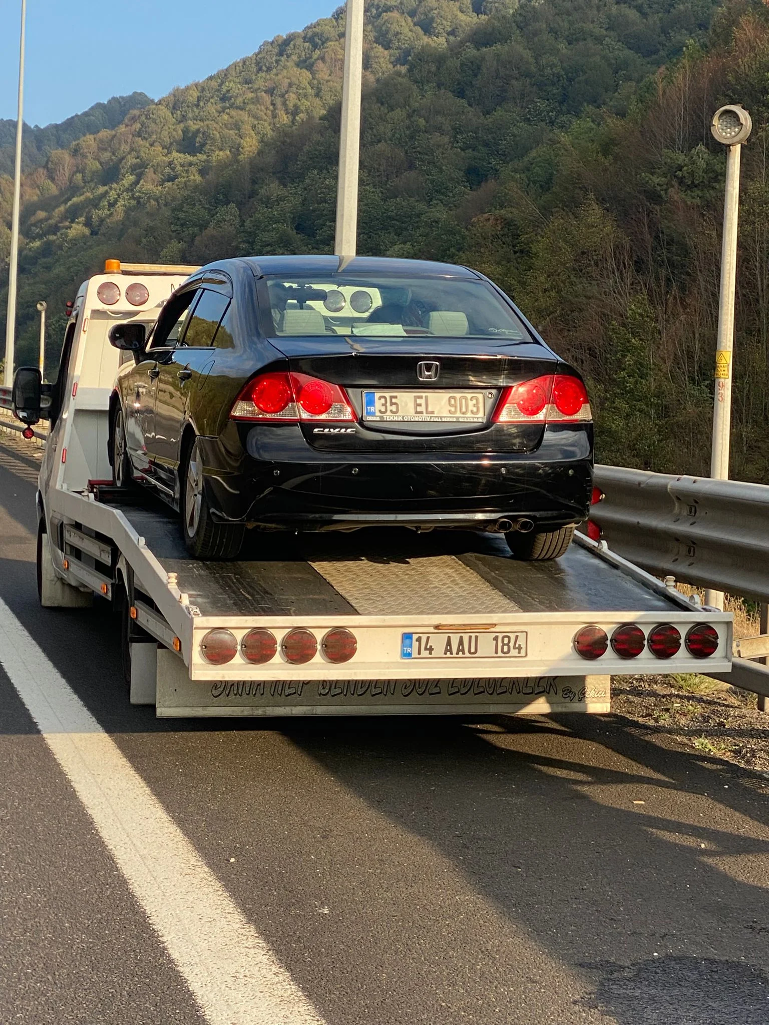 Oto çekici bölgeler